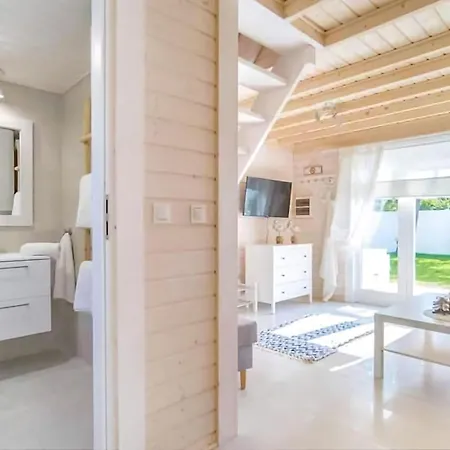 2 Bedroom In Σπίτι διακοπών *